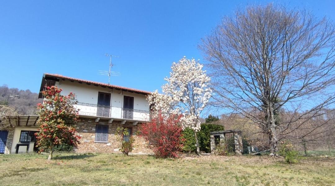 Casale Cadeloro Βίλα Nebbiuno Δωμάτιο φωτογραφία